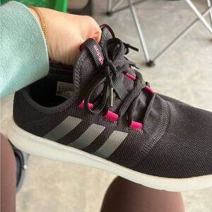 NWOT Adidas Black & Pink Women's Cloudfoam  Sneakers